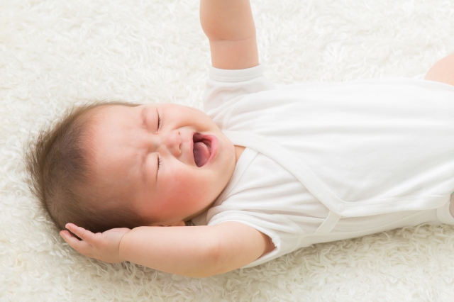 赤ちゃんの足が太いような 赤ちゃんの体形悩まなくていい ハトむぎ情報局